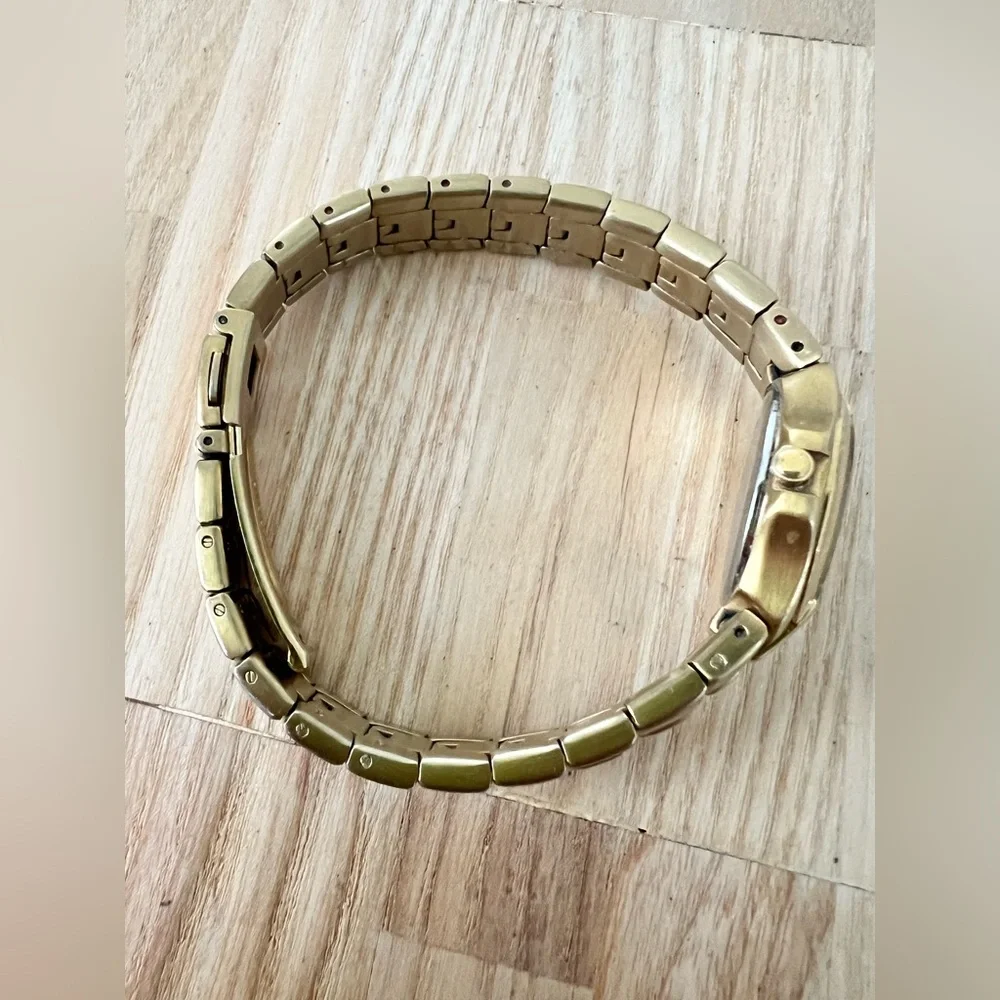 Citizen brand eco